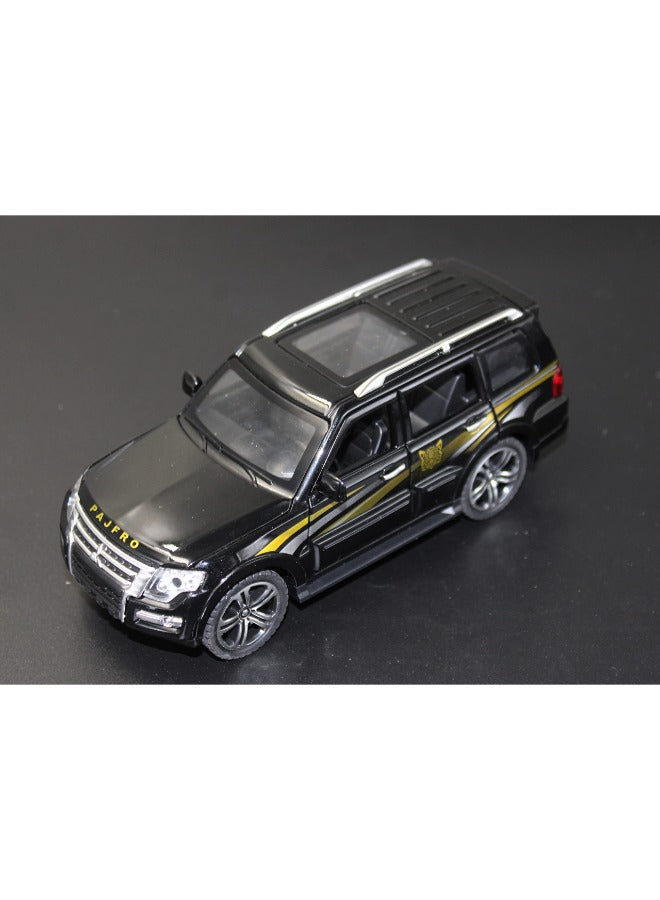 Diecast 1:32 Mitsubishi Pajero SUV Model Car