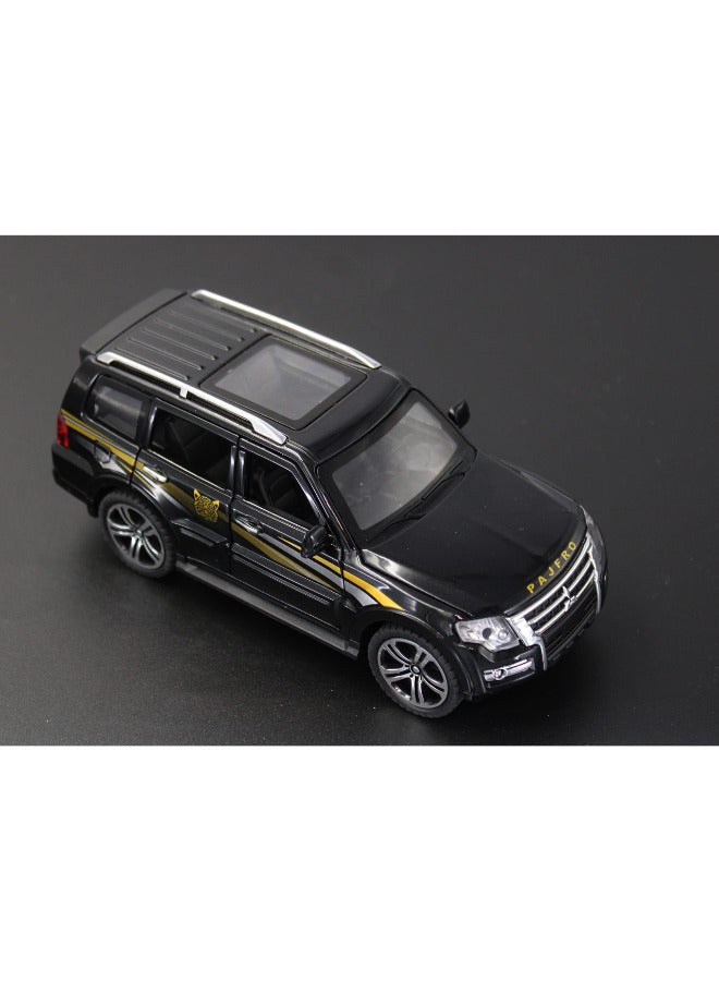 Diecast 1:32 Mitsubishi Pajero SUV Model Car