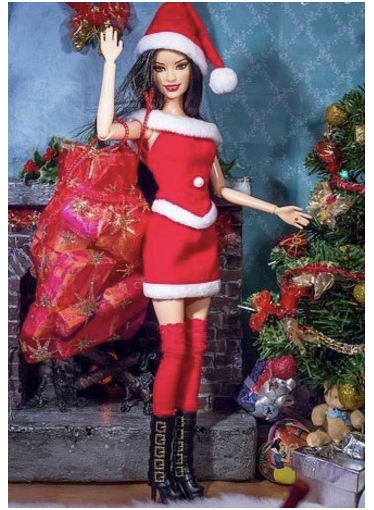 Christmas-Themed Fashion Doll